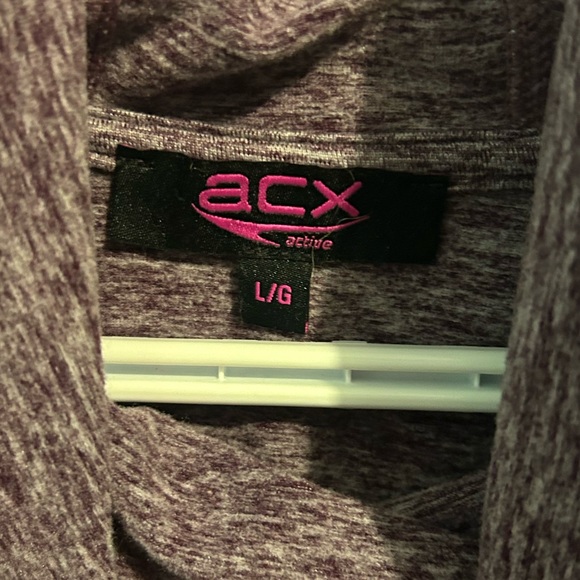 Athletic sweater! - Picture 2 of 2